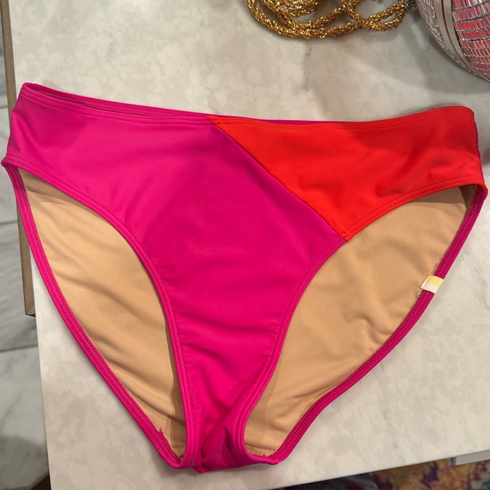Summersalt Diagonal mid rise bikini bottom size 6